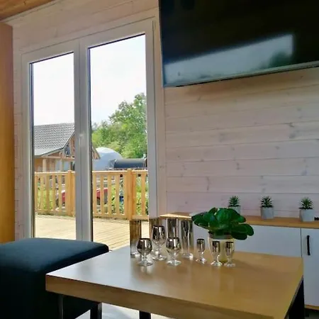 Tiny House Heated And Airconditioned Wapnica (West Pomeranian)