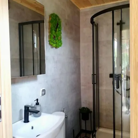 Chalet Tiny House Heated And Airconditioned *
