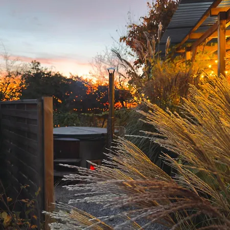 Romantic - Private Hot Tub - Sauna - Access شاليه Wapnica (West Pomeranian)